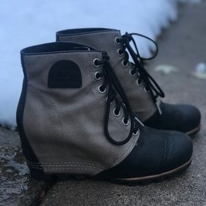 SOREL PDX wedge boots size 9.5